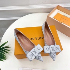 Louis Vuitton Flat Shoes